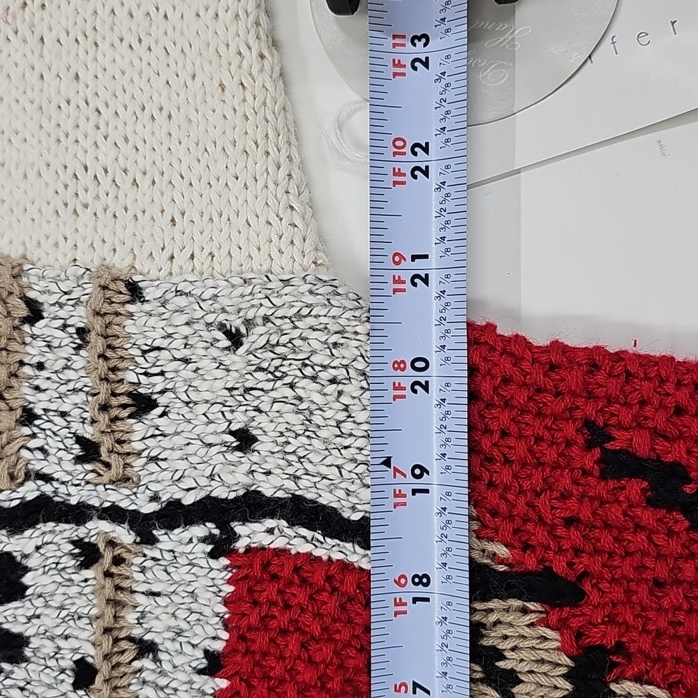 80s 90s Style Jennifer Reed Handknit Sweater Abstract Design & Cable Knit Waist - Picture 11 of 12